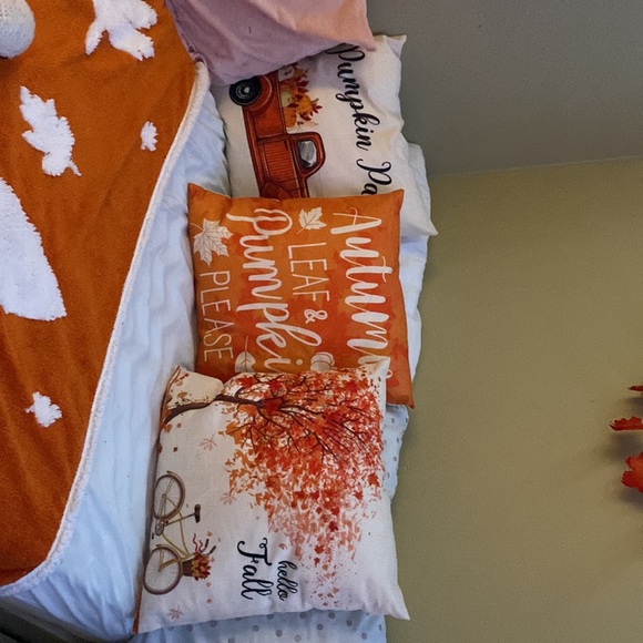 Fall Pillow Cover Set - Picture 6 of 6